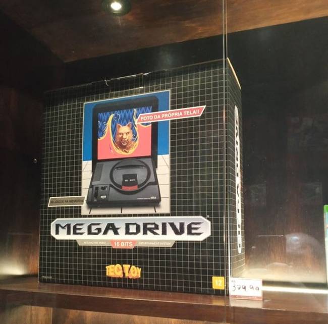 „Az egyik helyi boltban még mindig SEGA Mega Drive-ot árulnak."
