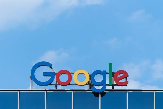 A Google és az elírás