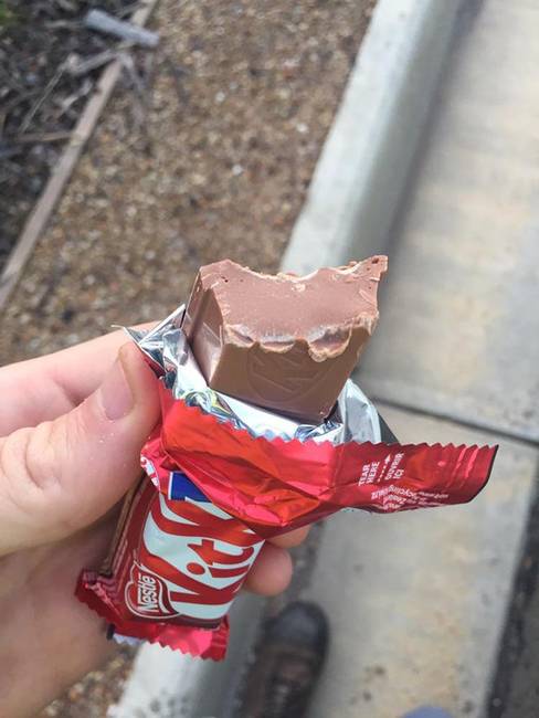 Tömör KitKat csoki, ostya nélkül - hogy ez szerencse vagy sem, azt mindenki döntse el maga.
