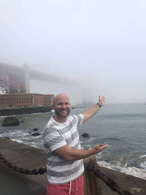 „Utazz el a Golden Gate hídhoz, mondták. Ezt egyszer az életben mindenkinek látnia kell, mondták."