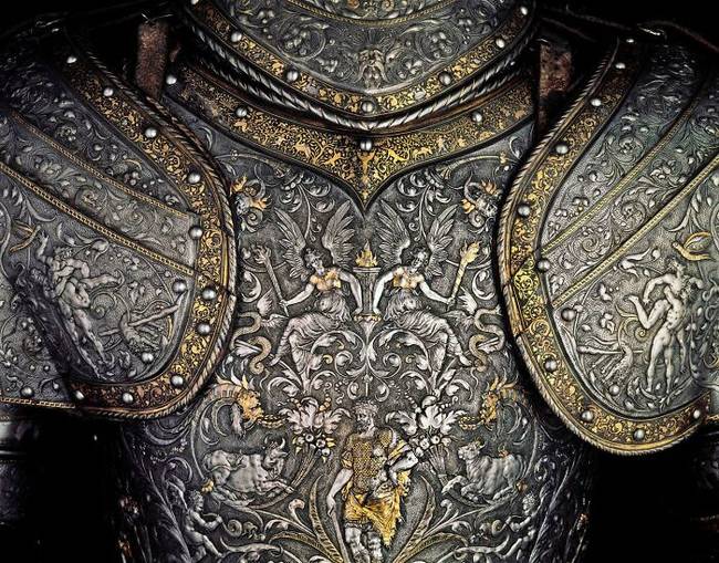 I. Miksa német-római császár páncélja, amit 1555-ben készítettek neki ma is a Bécsi Művészettörténeti Múzeumban található.
