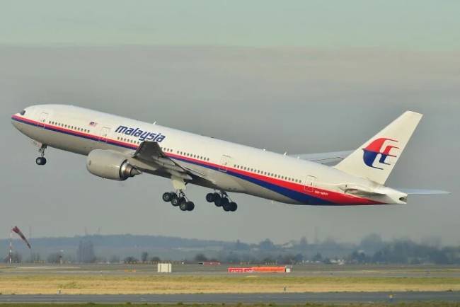 2014. március 8-án tűnt el a Malaysia Airlines 370-es járata, mely Kuala Lumpurból Pekingbe tartott.