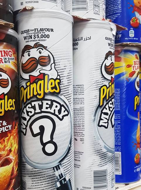 Szingapúrban akár 5000 dollárt is nyerhetnek azok, akik képesek megtippelni ezeknek a "rejtélyes" Pringles chipseknek az ízét.