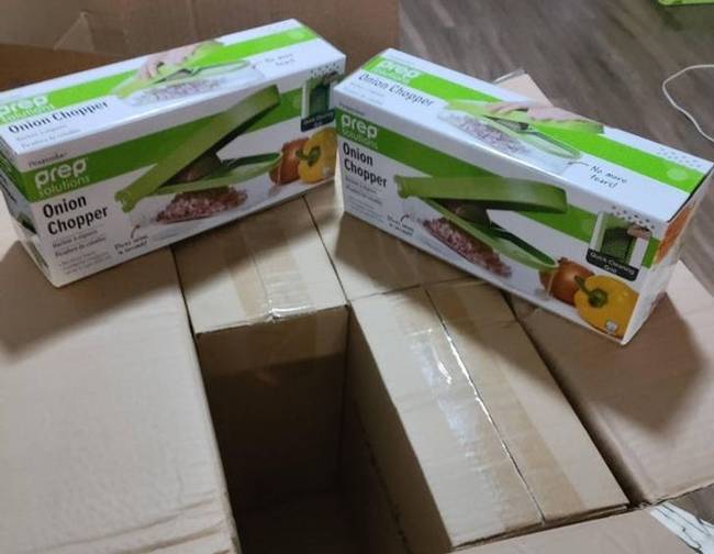 „Rendeltünk egy hagymaaprítót, de 12-t küldtek helyette."