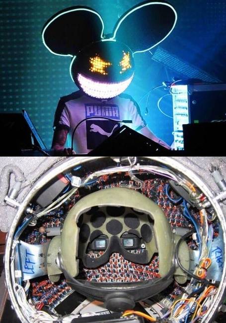 A híres DJ, Deadmau5 sisakjának a belseje.