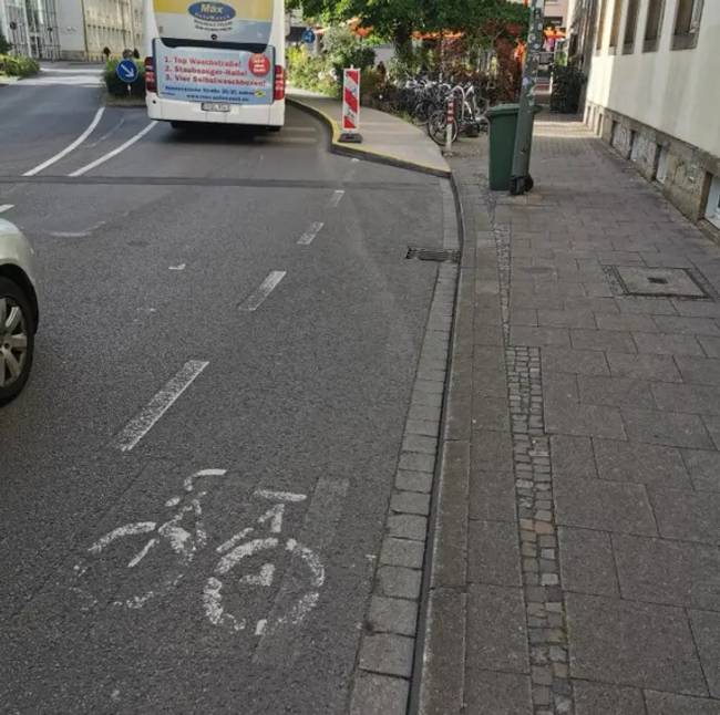 Bicikliút fail