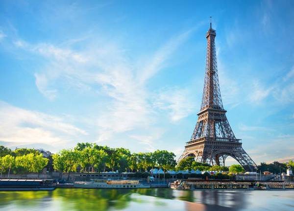 Melyik városban található az Eiffel-torony?