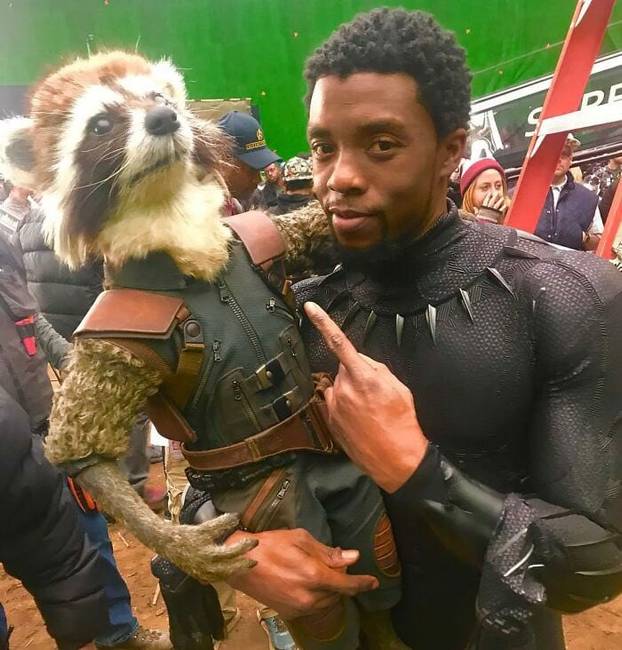 Chadwick Boseman a ''Bosszúállók: Végjáték'' című film forgatásán.