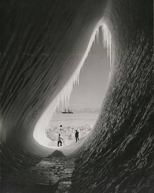 A Terra Nova expedíció közben készült kép, amit Robert Scott vezetett, 1911-ben.