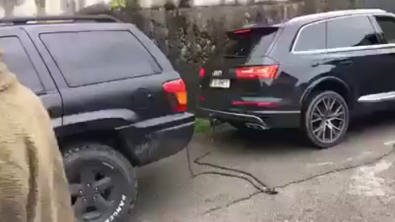 Új Audi Q7 vs. Jeep - azt hitte, hogy meg tudja csinálni