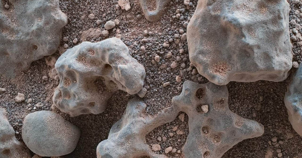 Az Opportunity marsjáró kamerájával készült részletes képek a Mars felszínéről