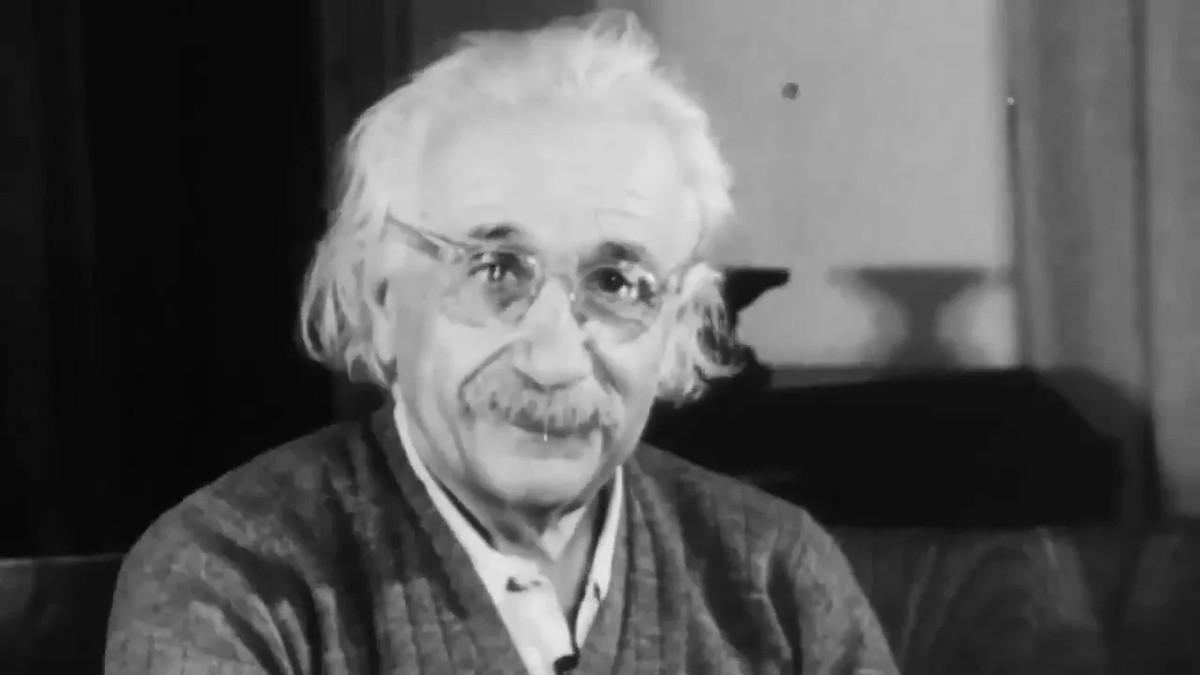 Honnan vette Einstein az E=mc² képletet?