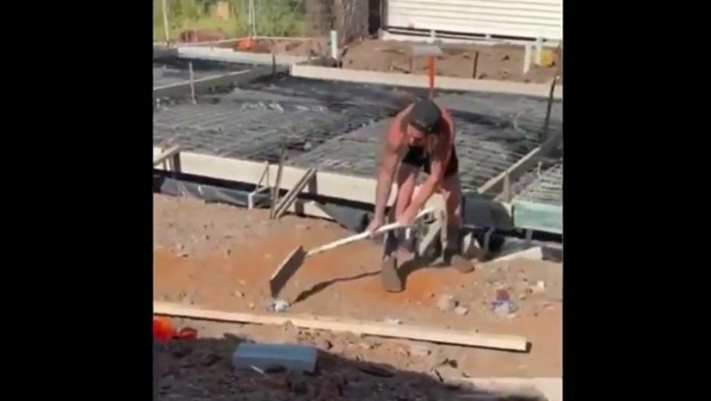 Fogadást kötöttek a haverjukkal, hogy képes-e átvágni egy festékesdobozt, ő pedig gyanútlanul belement