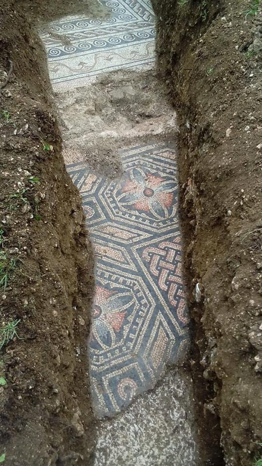 Olaszországban talált mozaik ásatás
