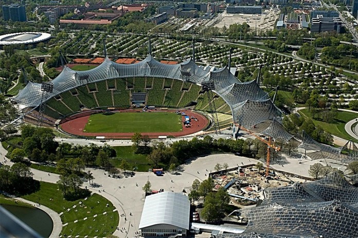Olympiastadion Munchen 696x463