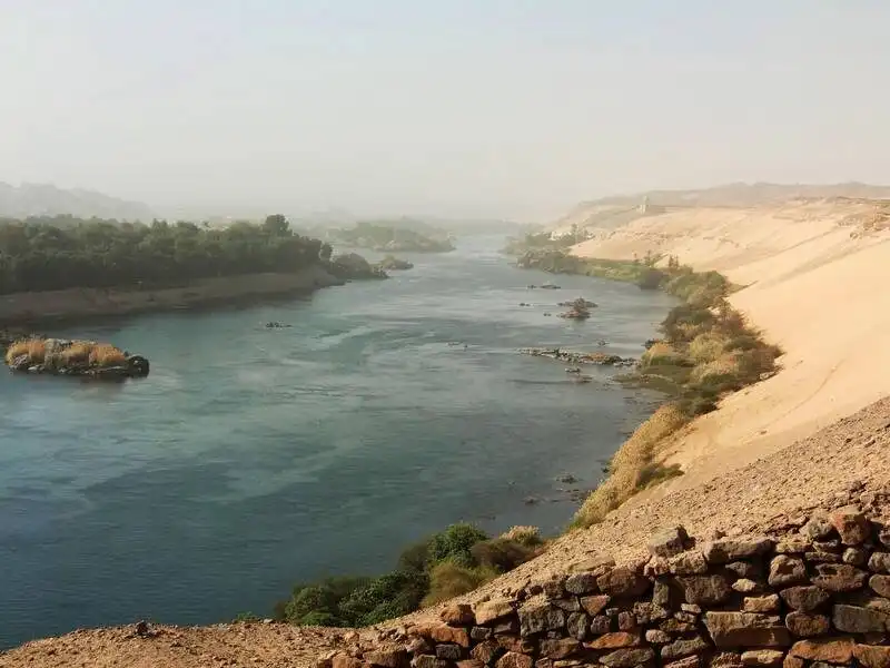 Hogyan jut annyi vízhez a Nílus, ha egy olyan sivatagon folyik keresztül, ahol nincs eső? afrika, Asszuán, egyiptom, érdekességek, Etiópia, földalatti források, folyó, galéria, gát, Nílus, térkép, történelem, Újjászületés gát, Viktória-tó, vízerőmű, vízforrás