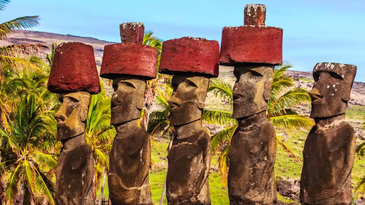 Húsvét-sziget, Moai szobrok, ősi civilizáció, polinéz kultúra, Rapanui, rejtélyes sziget, szobrok története, UNESCO Világörökség, utazási tippek