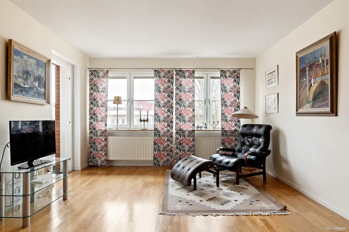 Nem tudnék ilyen körülmények között élni: a svéd lakások 4 kellemetlen részlete, ami értetlenséget és csalódást okoz életszínvonal, függöny hiánya, galéria, IKEA, közös mosókonyha, lakberendezés, minimalizmus, svéd lakások, Svédország, zuhanyzó
