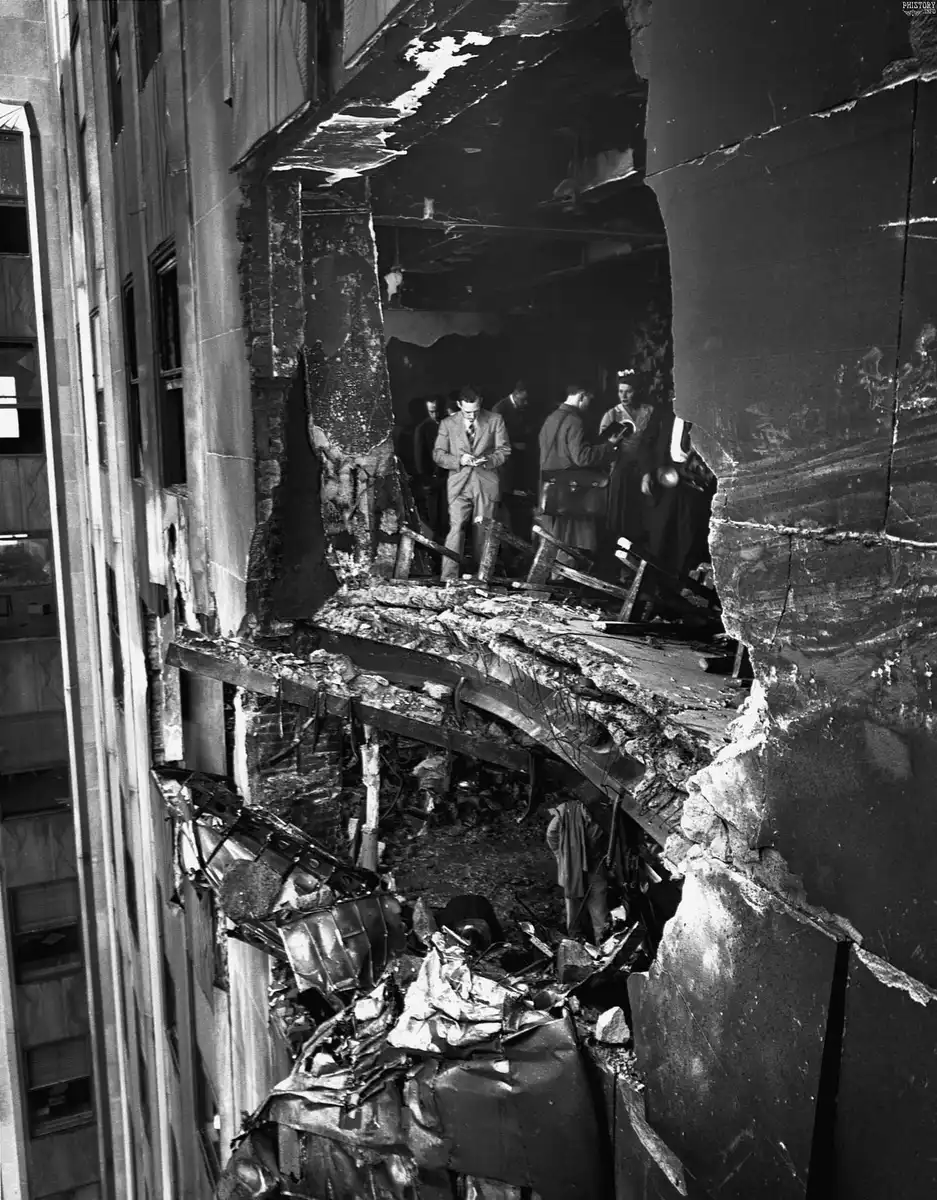 10 történelmi fotó hátborzongató és váratlan részletekkel archív felvételek, emberi sorsok, emberi természet, galéria, háború, hihetetlen történetek, megdöbbentő történelem, ritka fényképek, társadalmi problémák, történelmi események, történelmi fotók