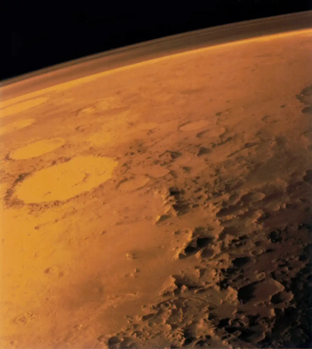 A marsjáró olyan kísérteties dolgokat fedezett fel a Marson, amik semmire sem hasonlítanak a Földön bolygókutatás, HiRISE, Kieffer modell, Mars, marsi gejzírek, marsi pólusok, NASA, pókszerű képződmények, szén-dioxid jég, szublimáció