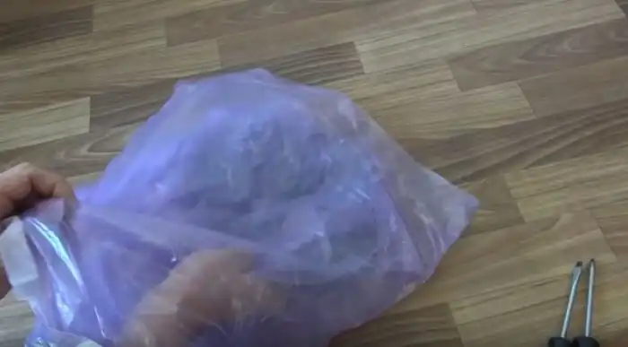 A legegyszerűbb módja, hogy eltávolítsd a makacs, régi lerakódásokat a serpenyőről, és úgy ragyogjon, mint az újkorában DIY tisztítás, Háztartási tisztítás, Konyhai tisztítás, Ráégett zsír eltávolítása, Régi zsír eltávolítása, Serpenyő karbantartás, Serpenyő tisztítás, Szalmiákszesz tisztítás, tisztítási tippek, Zsíros serpenyő tisztítása