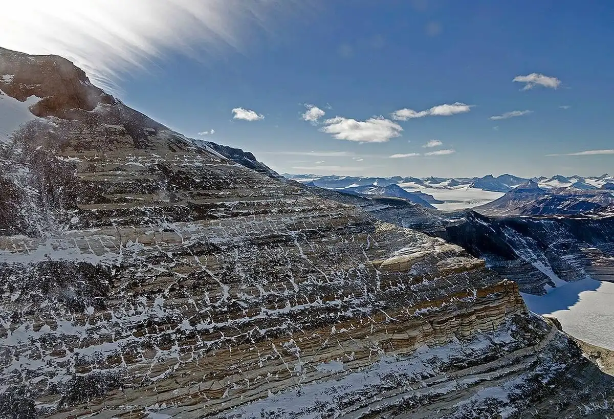 Hogyan nézne ki az Antarktisz a kilométeres jégréteg nélkül? A tudósok bemutatták a pontosított térképet Antarktisz, Antarktisz geológiája, Bedmap3, Bentley-árok, galéria, jég alatti kontinens, jégolvadás, klímaváltozás, tengerszint-emelkedés, Transzantarktiszi-hegység, Vosztok-tó