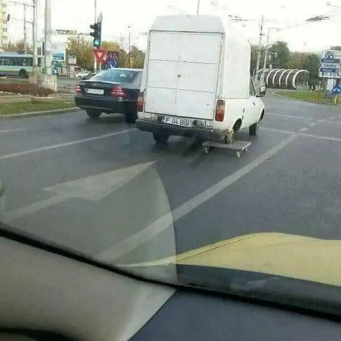 Idióták munka közben: 12 fotó, amely megmutatja, milyen ostobák tudnak lenni az emberek Baki, biztonság, emberek, hiba, humor, képek, munka, Ügyetlenség, veszély, vicces