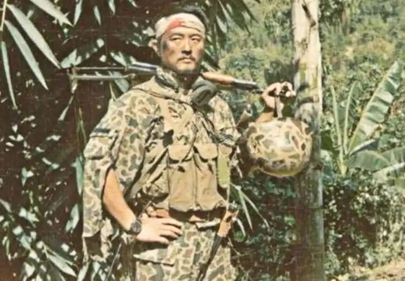 Egy foglyul ejtett katona, akit két vietnami gerilla nő 13 éven át egyetlen célból tartott fogva egy kunyhóban. Mi történt ezekkel az emberekkel? dráma, dzsungel, Fogság, háború, idő, katona, sors, szerelem, túlélés, Veszteség
