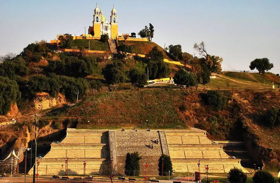 Miért temették be az indiánok a világ legnagyobb piramisát több millió tonna agyaggal? Alternatív magyarázat Cholula, civilizáció, galéria, legenda, Mexikó, Ókor, Örökség, Piramis, régészet, rejtély, vulkán