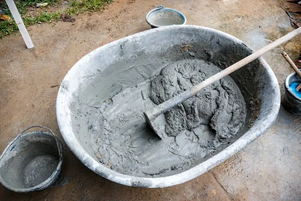 Mi történik a betonnal, ha mosogatószert vagy folyékony szappant adsz hozzá? Adalékanyag, beton, Építkezés, felújítás, Képlékenyítő, kockázat, minőség, spórolás, tartósság, tippek