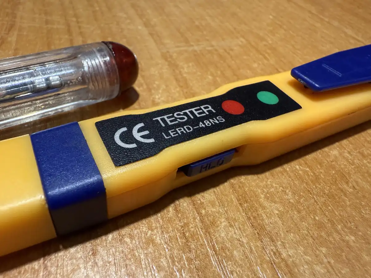 Hogyan használd a fázisceruzát: fázis, nullvezető és vezetékek keresése biztonság, elektromosság, Ezermester, Fázisceruza, feszültség, galéria, konnektor, Mérés, szerszám, Vezeték, villanyszerelés