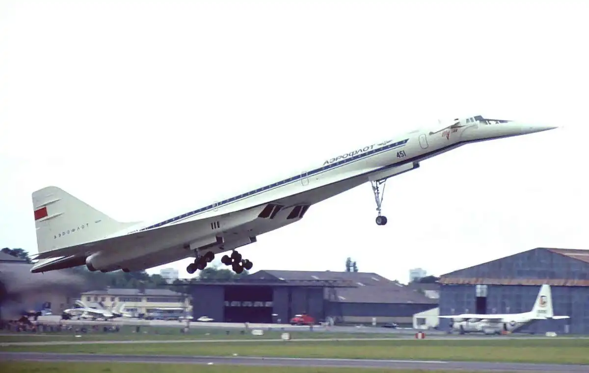 Mi történt valójában a Tu-144-el, a szuperszonikus Concorde szovjet versenytársával? baleset, Concorde, hidegháború, légiközlekedés, múzeum, repülés, szovjetunió, szuperszonikus, technológia, Tu-144