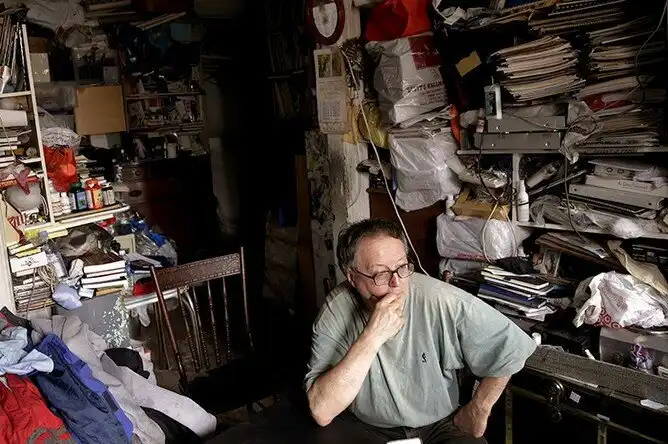 75 dolog, amit most azonnal ki kell dobnod, ha rendet akarsz az otthonodban egyszerűsítés, életmód, helyteremtés, lomtalanítás, minimalizmus, otthon, praktikák, rendszerezés, szelektálás, tisztaság