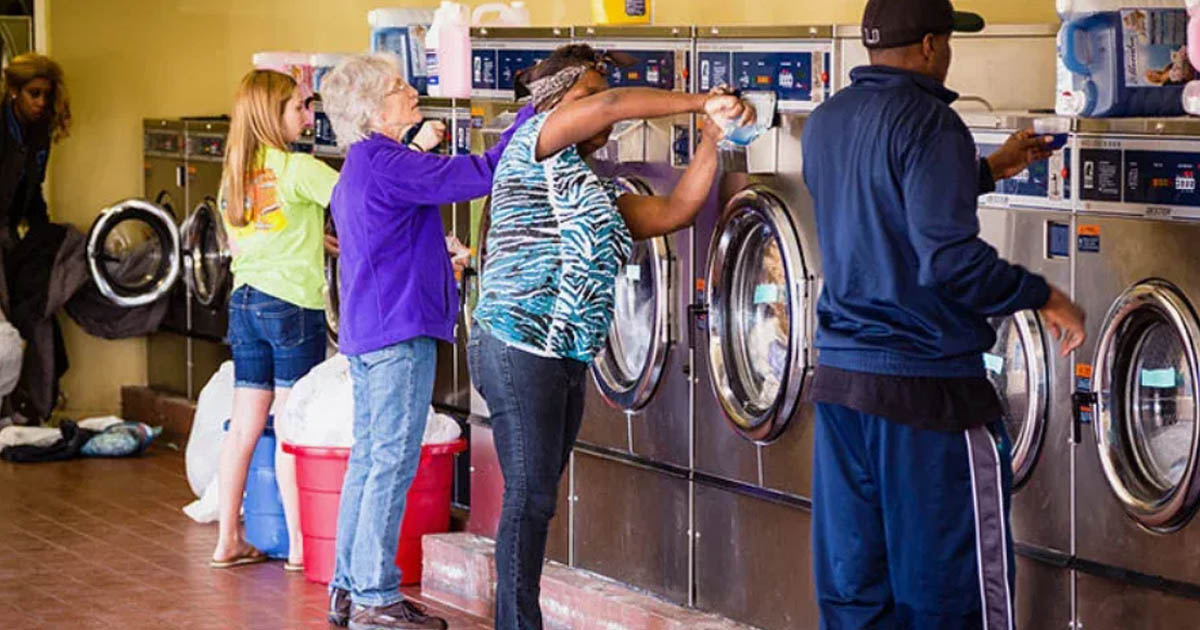 Miért nem mosnak az amerikaiak otthon, és mennek el inkább mosodába? Hadd magyarázzam el egyszerűen