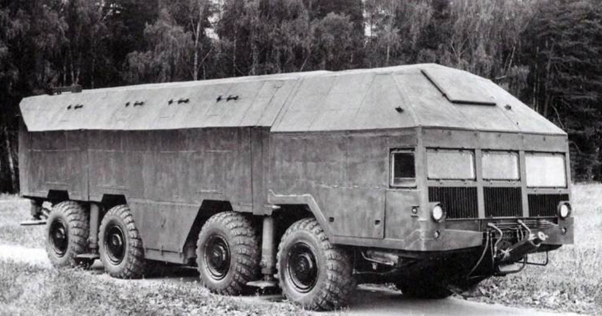 Redut – egy mobil bunker, amely a föld alá ásta magát