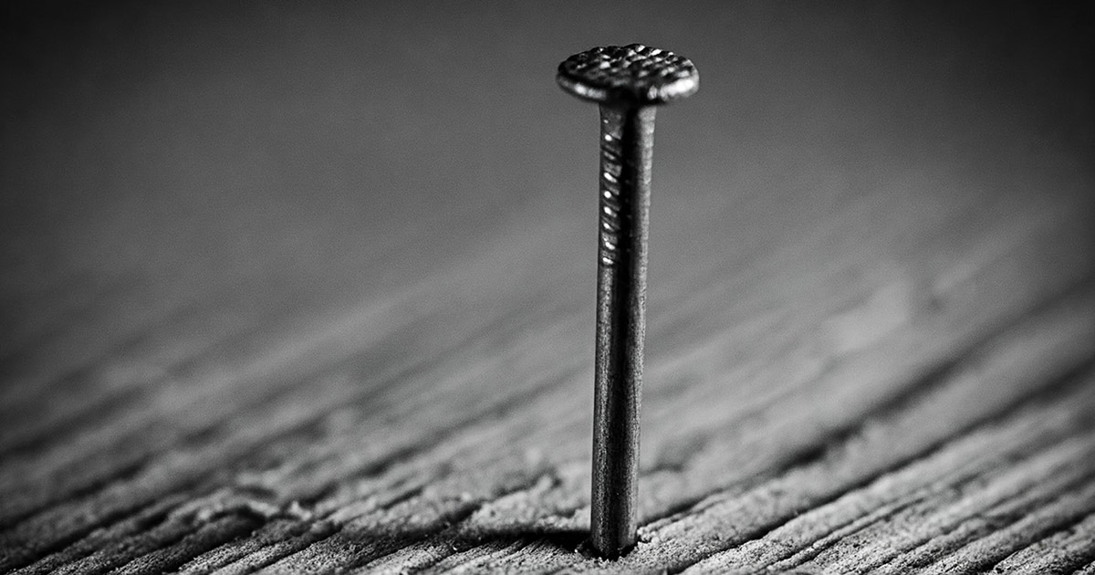 Miért szögeket használnak csavarok helyett az USA-ban: mit tudnak ők, amit mi nem?