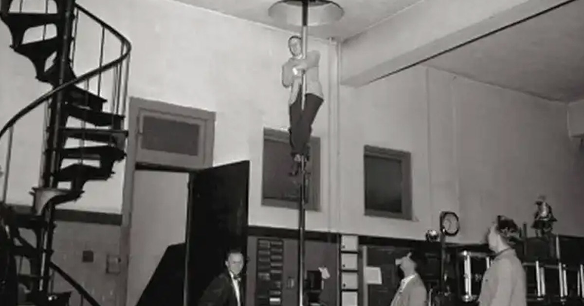 Miért kezdtek a tűzoltók a 19. században lecsúszni egy oszlopon, a létra vagy lépcső helyett?