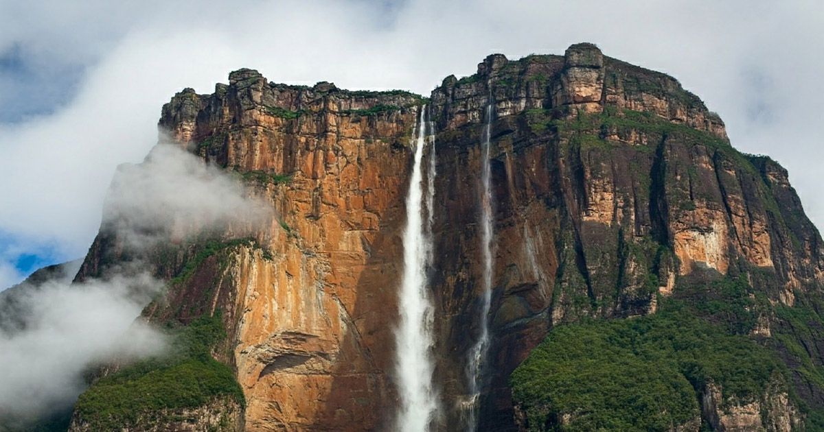 Hogy zúdulhat le egy kilométeres magasságból az Angel-vízesés, ha a tetején szinte egyáltalán nincs is víz?