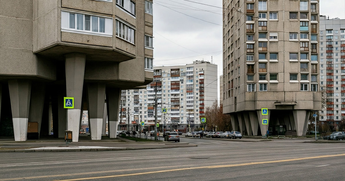 Miért építették „lábakra” a házakat a Szovjetunióban?