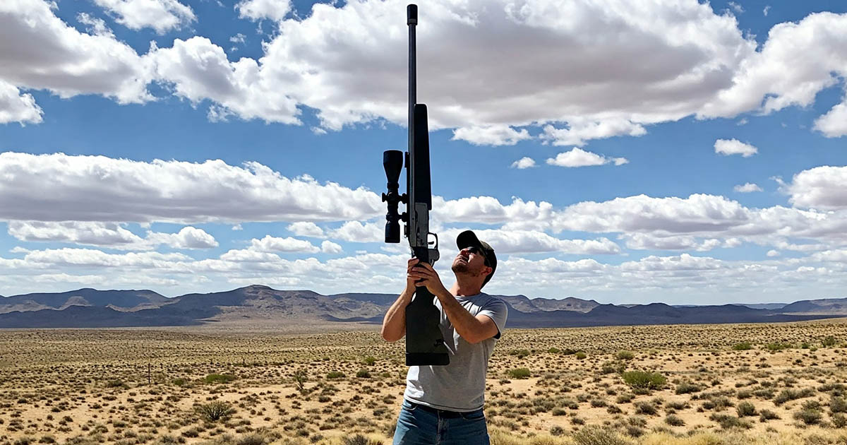 Mi történik a golyóval, ha felfelé lövöd?