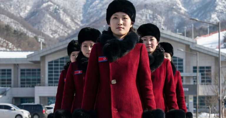 Mi az a „kippumjo” – egy 2000 nőből álló titkos állami dandár, akik Észak-Korea legfelsőbb tisztjeit szolgálják