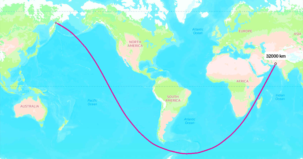 Érdekesség: a Föld leghosszabb nyíl egyenes tengeri útvonala egy görbe vonal a térképen