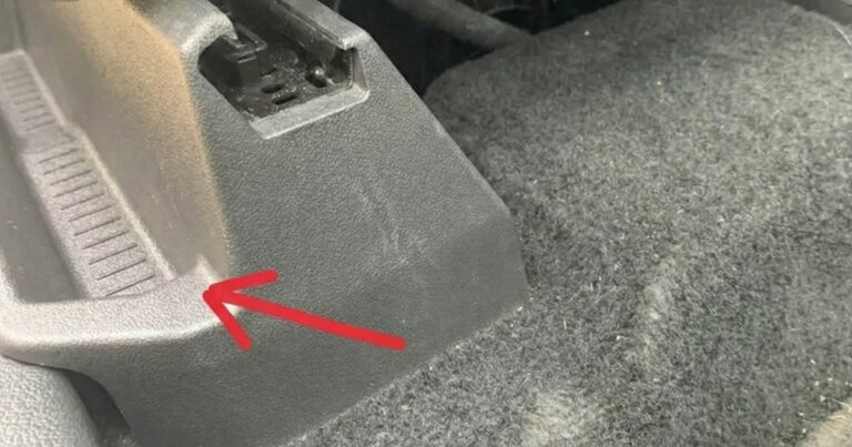 A Ford Zseniális Autós Megoldása: Miért Nincs Ez Mindenhol?