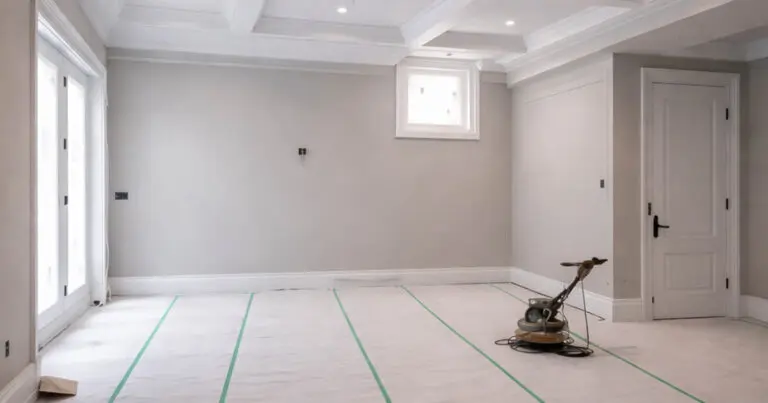 Miért nem raknak tapétát az Egyesült Államokban és Kanadában a falakra? Magam is kipróbáltam, és nem is lehetnék boldogabb