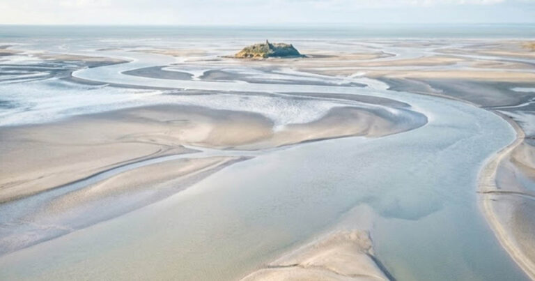 Miért csak a legbátrabb vagy az ostoba turisták úsznak apálykor Balin?