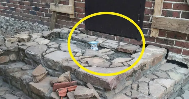 Egy német verandán láttam ezt a trükköt – a cipőről a víz magától elfolyik a lefolyóba, a lábtörlő pedig nem fog elmozdulni