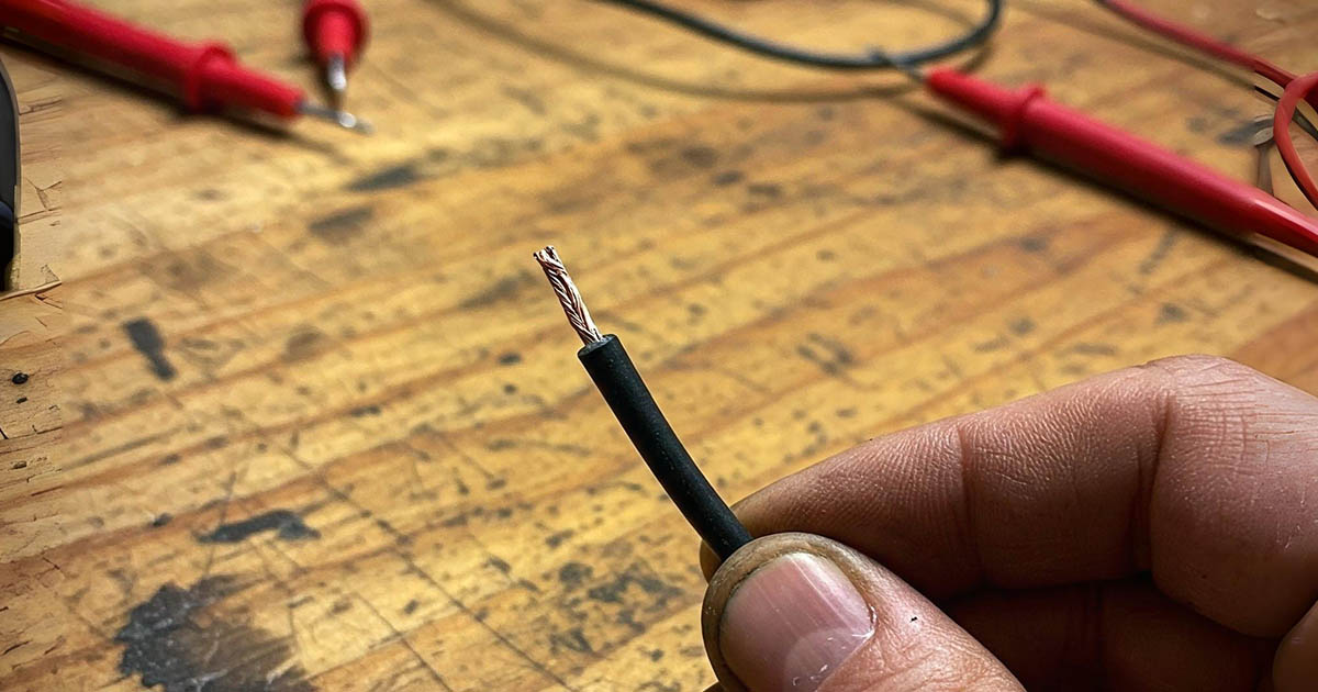 Másodpercek alatt megtalálom a vezetékszakadást drága műszerek nélkül. A multiméter trükkje, ami mindig működik