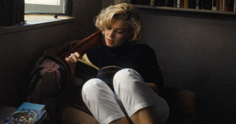 Mit viselt Marilyn Monroe otthon, és hogyan nézett ki a mindennapi életben