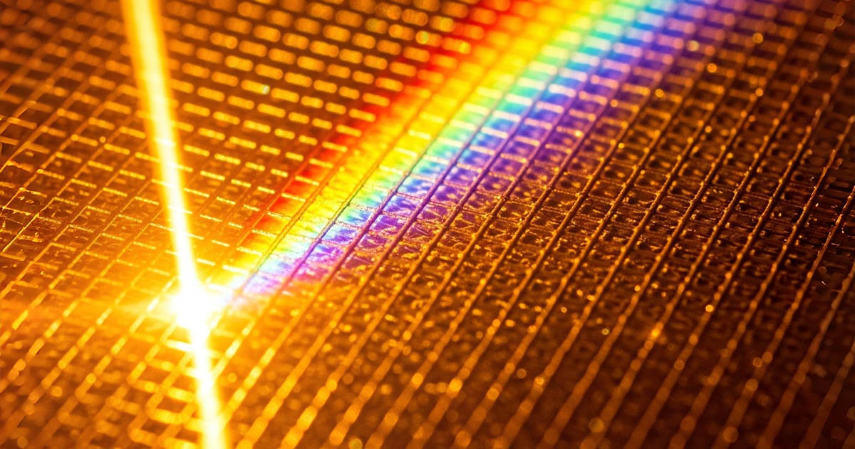 A fizikusok 14-szer magasabb hőmérsékletre hevítették az aranyat, mint az olvadáspontja – és mégis szilárd maradt