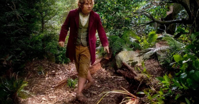 A Gyűrűk Ura: Miért Nincsen Cipő a Hobbitokon? [Magyarázat]